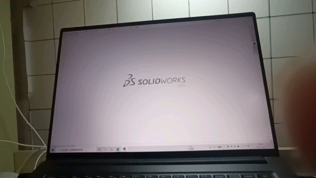 SolidWorks建模与PowerMill编程结合斯沃仿真全流程教学